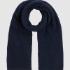 Molly Scarf