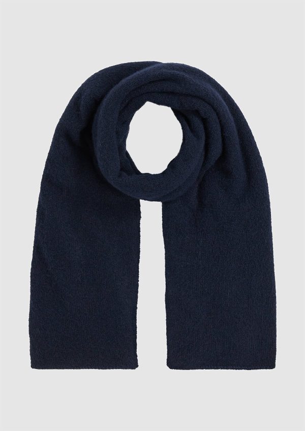 Molly Scarf