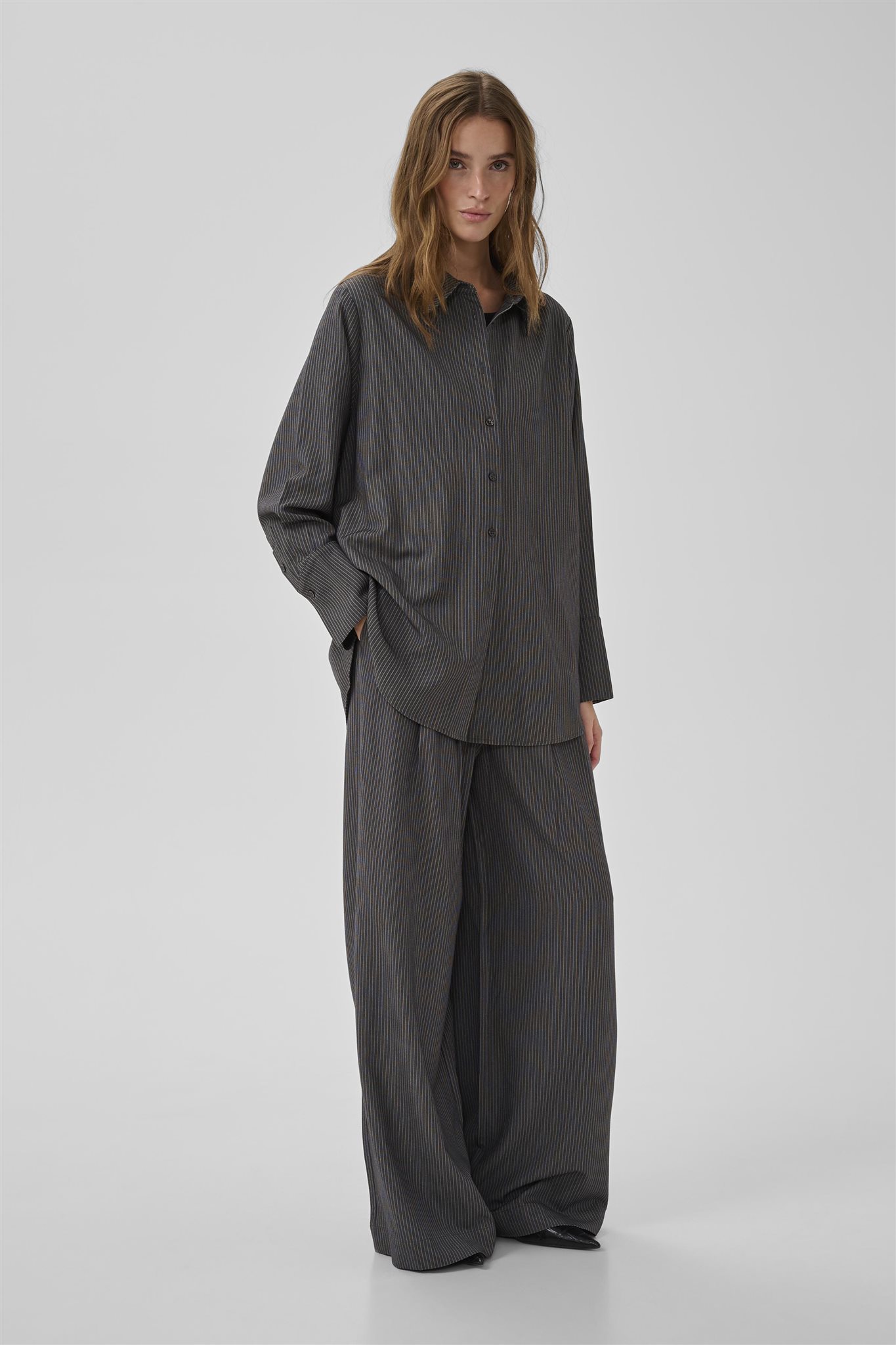 The Pinstriped Shirt - Afbeelding 3