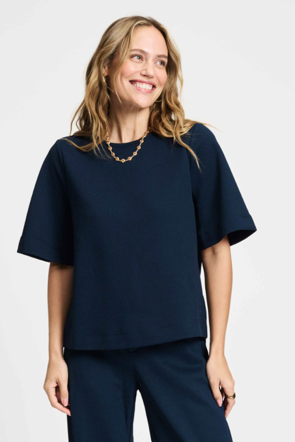 Meg Top